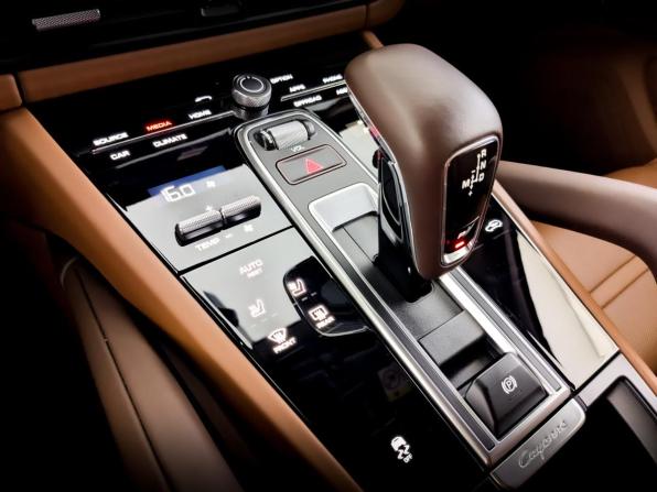 Porsche Cayenne III с пробегом 2020 года, цена 8 280 000 рублей, 33769 км, внедорожник, Автокод Объявления