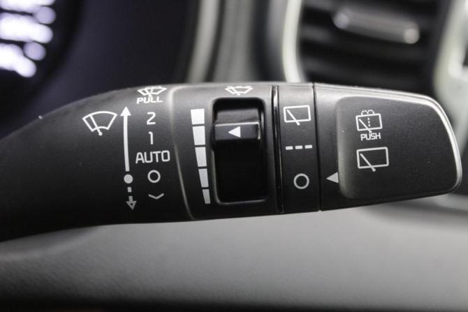 Kia Sportage IV Рестайлинг с пробегом 2018 года, цена 2 190 000 рублей, 131190 км, внедорожник, Автокод Объявления