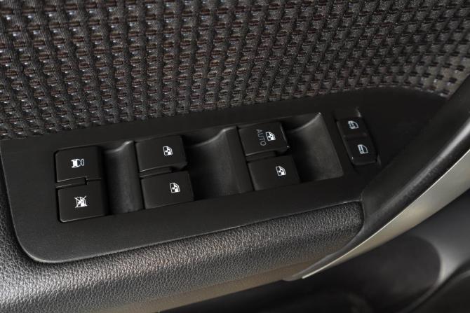 Chevrolet Captiva I Рестайлинг с пробегом 2013 года, цена 1 299 000 рублей, 83000 км, внедорожник, Автокод Объявления