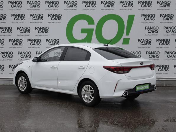 Kia Rio IV Рестайлинг с пробегом 2020 года, цена 1 799 000 рублей, 36000 км, седан, Автокод Объявления