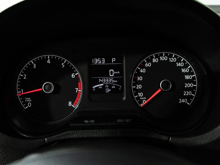Volkswagen Polo V Рестайлинг Санкт-Петербург  - изображение 12