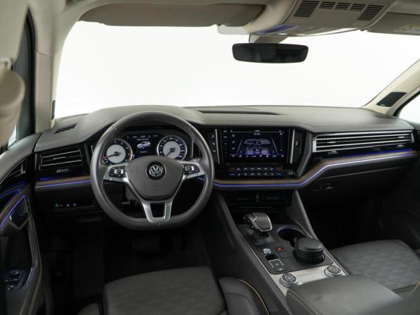 Volkswagen Touareg III с пробегом 2019 года, цена 4 246 900 рублей, 169765 км, внедорожник, Автокод Объявления