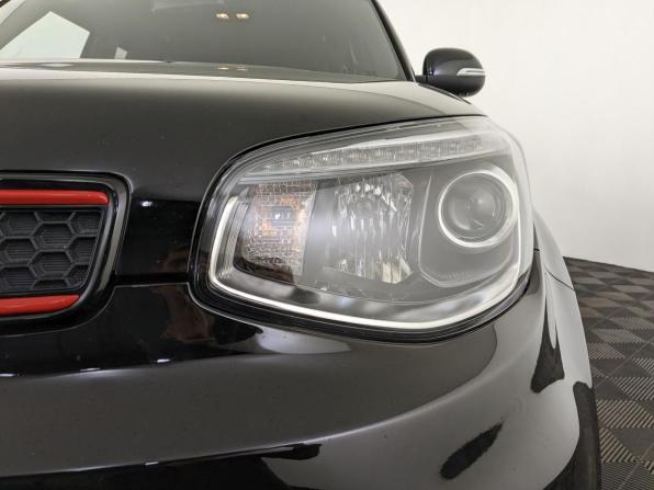 Kia Soul II Рестайлинг с пробегом 2018 года, цена 1 670 000 рублей, 77500 км, хэтчбек, Автокод Объявления