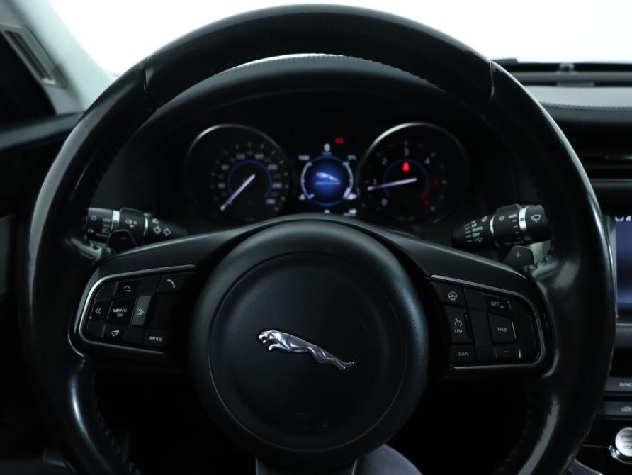 Jaguar XF II Санкт-Петербург  - изображение 17