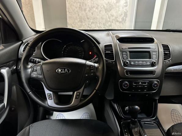 Kia Sorento II Рестайлинг с пробегом 2018 года, цена 2 599 000 рублей, 54379 км, внедорожник, Автокод Объявления
