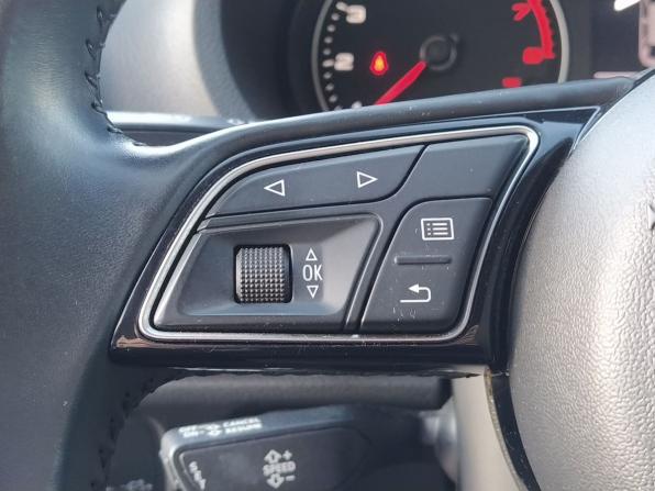 Audi A3 III (8V) Рестайлинг с пробегом 2018 года, цена 2 150 000 рублей, 125879 км, седан, Автокод Объявления
