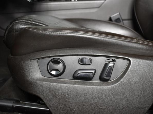 Volkswagen Touareg II с пробегом 2012 года, цена 1 698 100 рублей, 237950 км, внедорожник, Автокод Объявления
