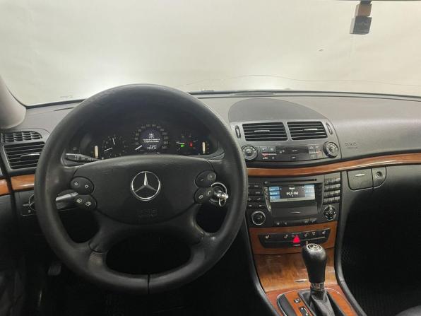 Mercedes-Benz E-Класс III (W211 S211) Рестайлинг с пробегом 2007 года, цена 800 000 рублей, 427433 км, седан, Автокод Объявления