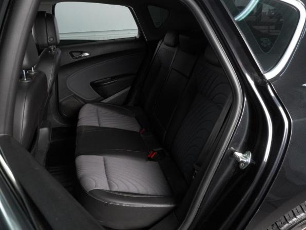 Opel Astra J Рестайлинг с пробегом 2014 года, цена 979 000 рублей, 124205 км, хэтчбек, Автокод Объявления