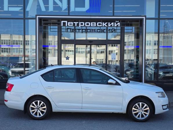 Skoda Octavia III (A7) с пробегом 2016 года, цена 1 260 000 рублей, 165007 км, лифтбек, Автокод Объявления