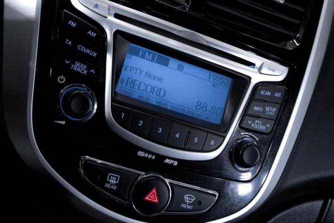 Hyundai Solaris I с пробегом 2011 года, цена 869 000 рублей, 197180 км, седан, Автокод Объявления