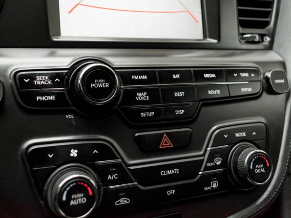 Kia Optima III с пробегом 2012 года, цена 1 050 000 рублей, 230908 км, седан, Автокод Объявления