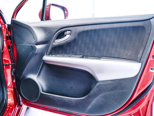 Honda Stream II Рестайлинг с пробегом 2009 года, цена 1 199 000 рублей, 119117 км, минивэн, Автокод Объявления
