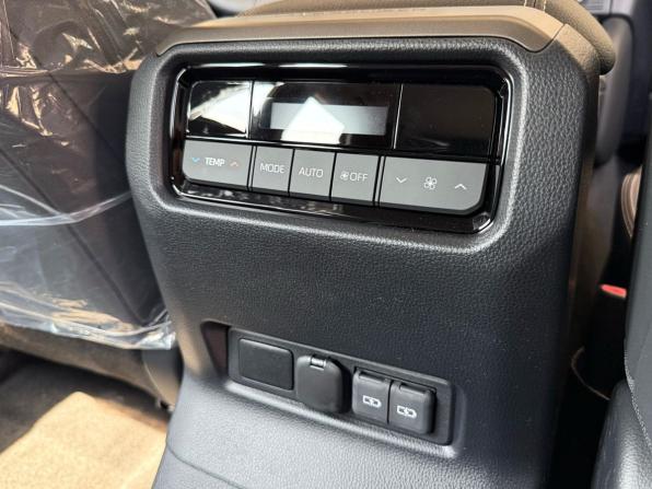 Toyota Land Cruiser Prado 250 Series с пробегом 2026 года, цена 12 760 000 рублей, 6 км, внедорожник, Автокод Объявления