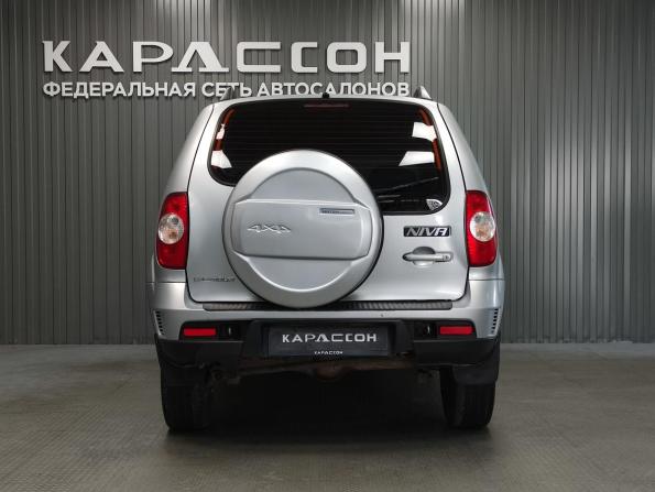 Chevrolet Niva I Рестайлинг с пробегом 2011 года, цена 446 000 рублей, 163263 км, внедорожник, Автокод Объявления