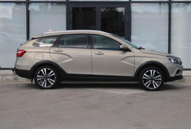 Lada (ВАЗ) Vesta I с пробегом 2017 года, цена 925 000 рублей, 120447 км, универсал, Автокод Объявления