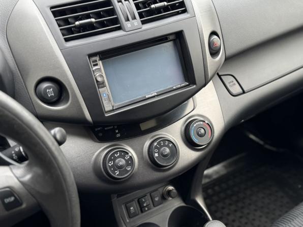 Toyota RAV4 III (XA30) Рестайлинг с пробегом 2012 года, цена 1 350 000 рублей, 183400 км, внедорожник, Автокод Объявления