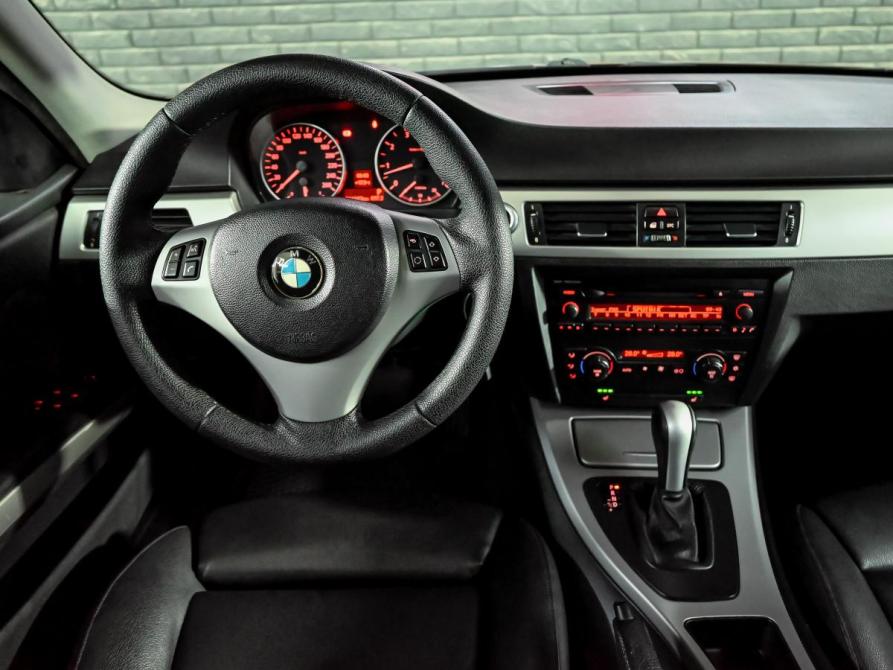 BMW 3 серии V (E90/E91/E92/E93) Екатеринбург  - изображение 17