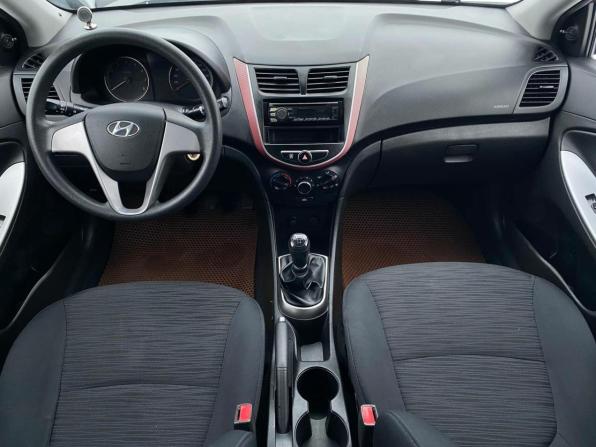 Hyundai Solaris I Рестайлинг с пробегом 2015 года, цена 830 000 рублей, 100700 км, седан, Автокод Объявления