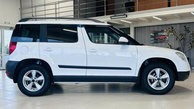 Skoda Yeti I с пробегом 2013 года, цена 845 000 рублей, 96000 км, внедорожник, Автокод Объявления