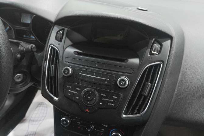 Ford Focus III Рестайлинг с пробегом 2017 года, цена 899 000 рублей, 158000 км, универсал, Автокод Объявления