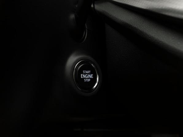 Skoda Octavia IV (A8) с пробегом 2021 года, цена 2 390 000 рублей, 63746 км, лифтбек, Автокод Объявления