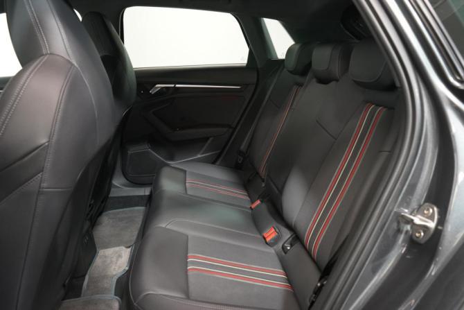 Audi A3 IV (8Y) с пробегом 2021 года, цена 2 950 000 рублей, 54000 км, хэтчбек, Автокод Объявления