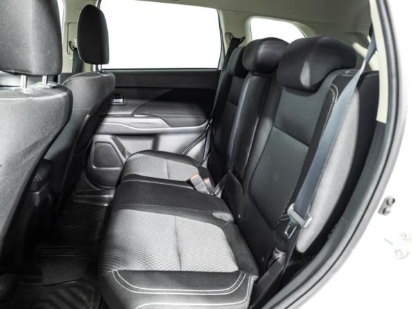 Mitsubishi Outlander III Рестайлинг 3 с пробегом 2019 года, цена 2 149 700 рублей, 78351 км, внедорожник, Автокод Объявления