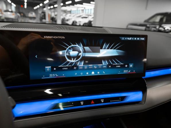 BMW 5 серии VIII (G60/G61/G68) с пробегом 2025 года, цена 8 250 000 рублей, 5 км, седан, Автокод Объявления