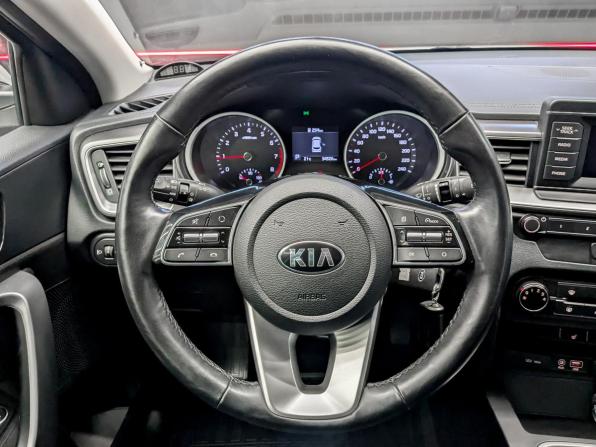 Kia Ceed III с пробегом 2018 года, цена 1 850 000 рублей, 34524 км, хэтчбек, Автокод Объявления