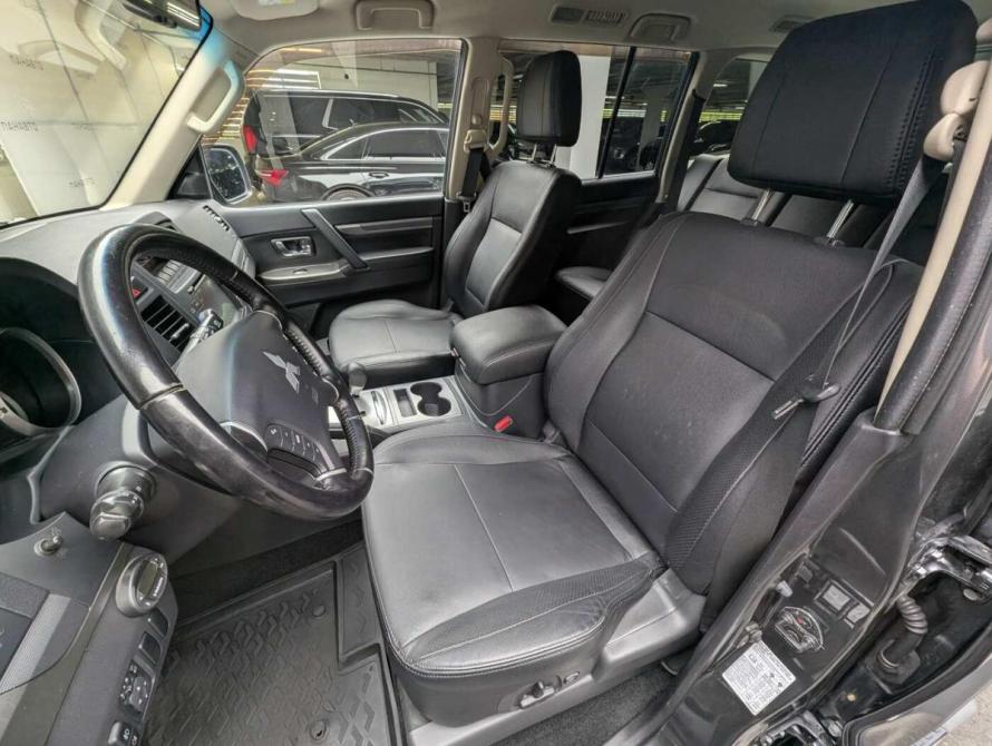 Mitsubishi Pajero IV Рестайлинг 1 Москва  - изображение 7
