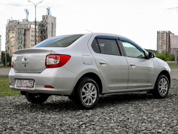 Renault Logan II с пробегом 2015 года, цена 899 000 рублей, 36564 км, седан, Автокод Объявления