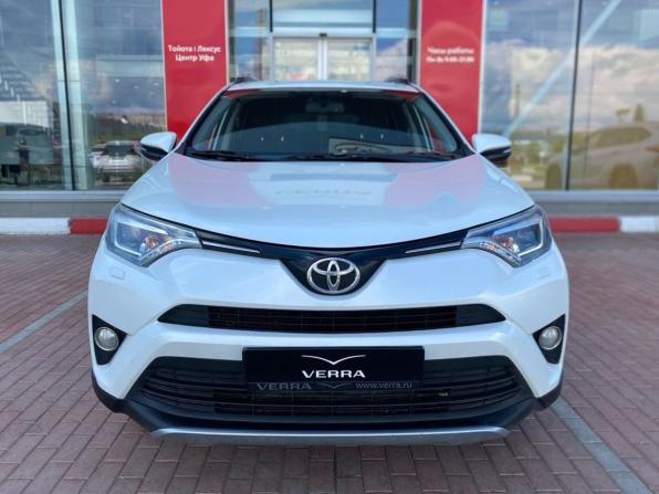 Toyota RAV4 IV (XA40) Рестайлинг с пробегом 2018 года, цена 2 190 000 рублей, 243169 км, внедорожник, Автокод Объявления