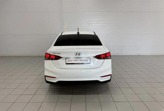 Hyundai Solaris II с пробегом 2018 года, цена 1 150 000 рублей, 185373 км, седан, Автокод Объявления