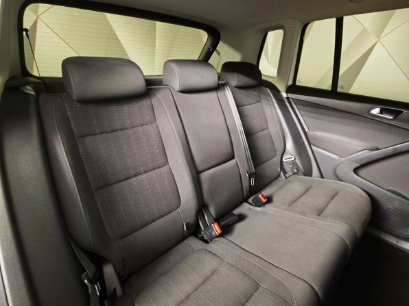 Volkswagen Tiguan I Рестайлинг с пробегом 2016 года, цена 1 241 000 рублей, 175245 км, внедорожник, Автокод Объявления