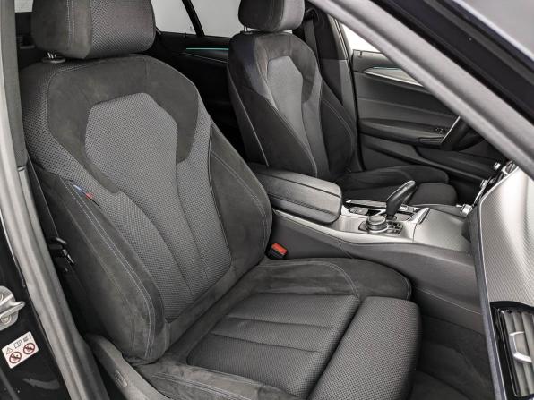 BMW 5 серии VII (G30/G31/G38) с пробегом 2019 года, цена 4 012 100 рублей, 95894 км, седан, Автокод Объявления