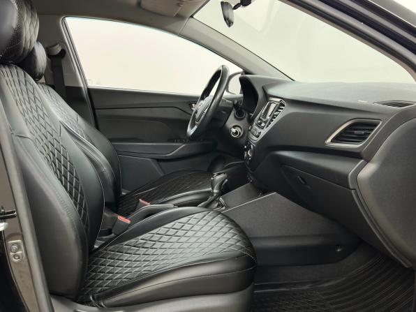 Hyundai Solaris II с пробегом 2017 года, цена 1 180 000 рублей, 164589 км, седан, Автокод Объявления