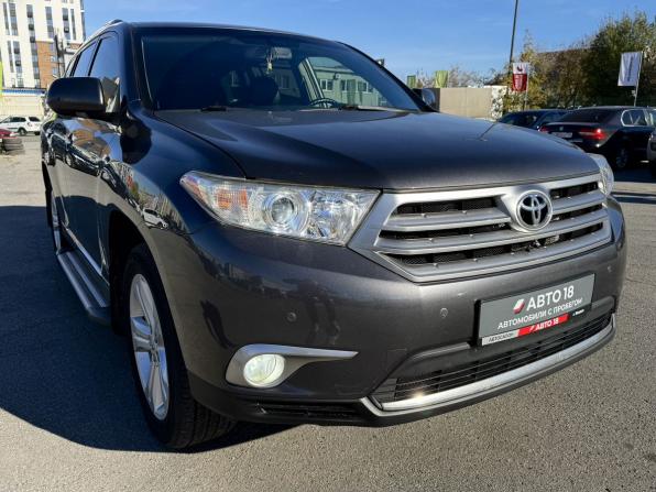 Toyota Highlander II (XU40) Рестайлинг с пробегом 2012 года, цена 1 999 000 рублей, 227230 км, внедорожник, Автокод Объявления