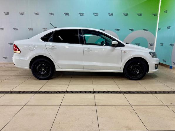 Volkswagen Polo V Рестайлинг с пробегом 2017 года, цена 780 000 рублей, 178450 км, седан, Автокод Объявления