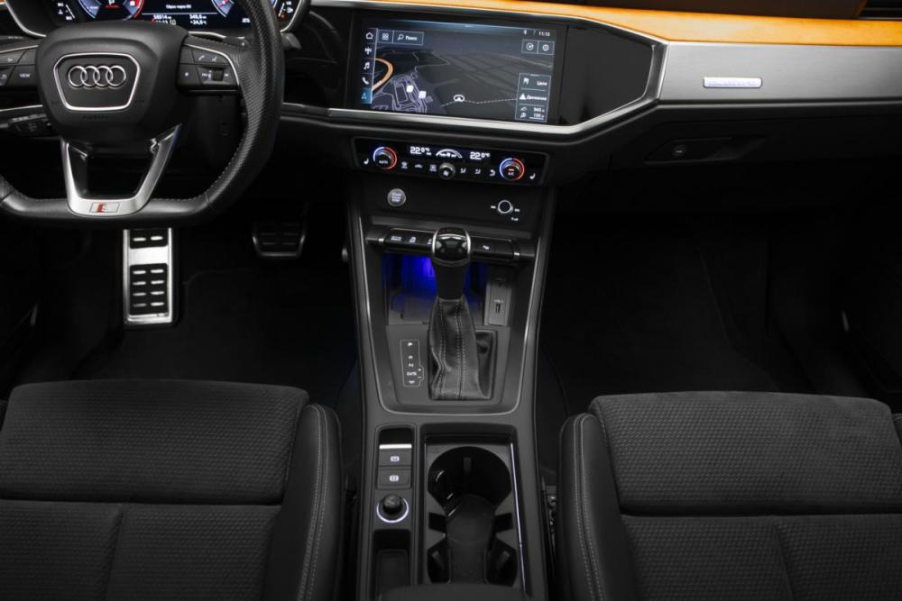 Audi Q3 II (F3) Москва  - изображение 19