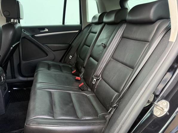 Volkswagen Tiguan I Рестайлинг с пробегом 2014 года, цена 1 090 000 рублей, 350850 км, внедорожник, Автокод Объявления
