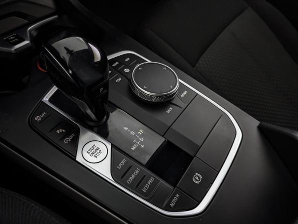 BMW 1 серии III (F40) с пробегом 2021 года, цена 2 450 000 рублей, 119216 км, хэтчбек, Автокод Объявления
