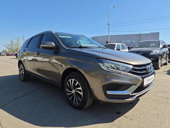 Lada (ВАЗ) Vesta I Рестайлинг (NG) с пробегом 2025 года, цена 1 480 000 рублей, 9172 км, универсал, Автокод Объявления