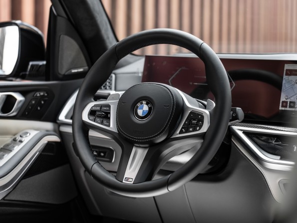 Новый BMW X7 I (G07) Рестайлинг 2024 года, цена 21 172 900 рублей, внедорожник, Автокод Объявления