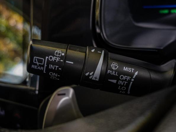 Honda Shuttle II с пробегом 2015 года, цена 999 000 рублей, 261051 км, универсал, Автокод Объявления