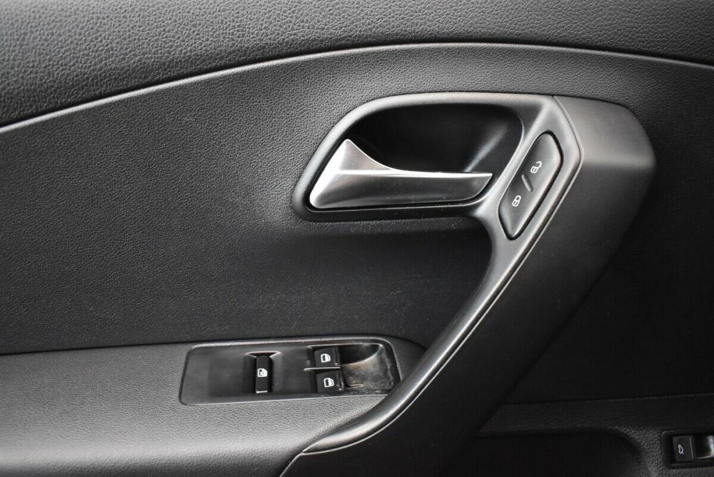 Volkswagen Polo V Москва  - изображение 8