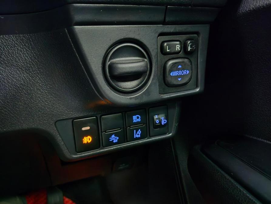 Toyota Corolla XI (E160 E170) Рестайлинг 2 Альметьевск  - изображение 22