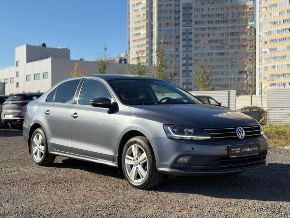 Volkswagen Jetta VI Рестайлинг с пробегом 2017 года, цена 950 000 рублей, 223000 км, седан, Автокод Объявления