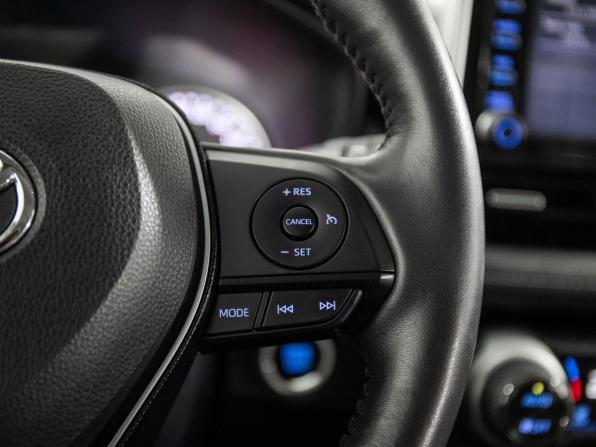 Toyota RAV4 V (XA50) с пробегом 2021 года, цена 3 685 000 рублей, 31765 км, внедорожник, Автокод Объявления
