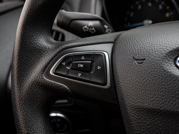 Ford Focus III Рестайлинг с пробегом 2017 года, цена 1 020 000 рублей, 147701 км, хэтчбек, Автокод Объявления